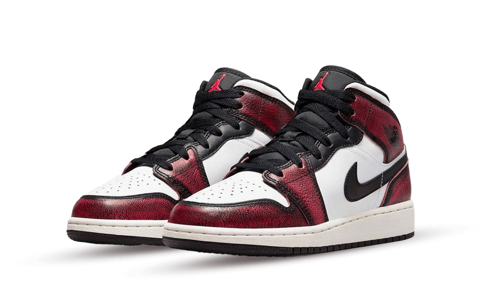 Air Jordan 1 Mid SE Wear-Away Chicago